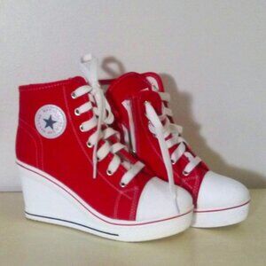 Like new Yufu Star/Max Star wedge sneakers - size 6